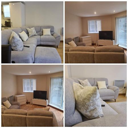 Red Naxela Canary Wharf Apartments London Bagian luar foto